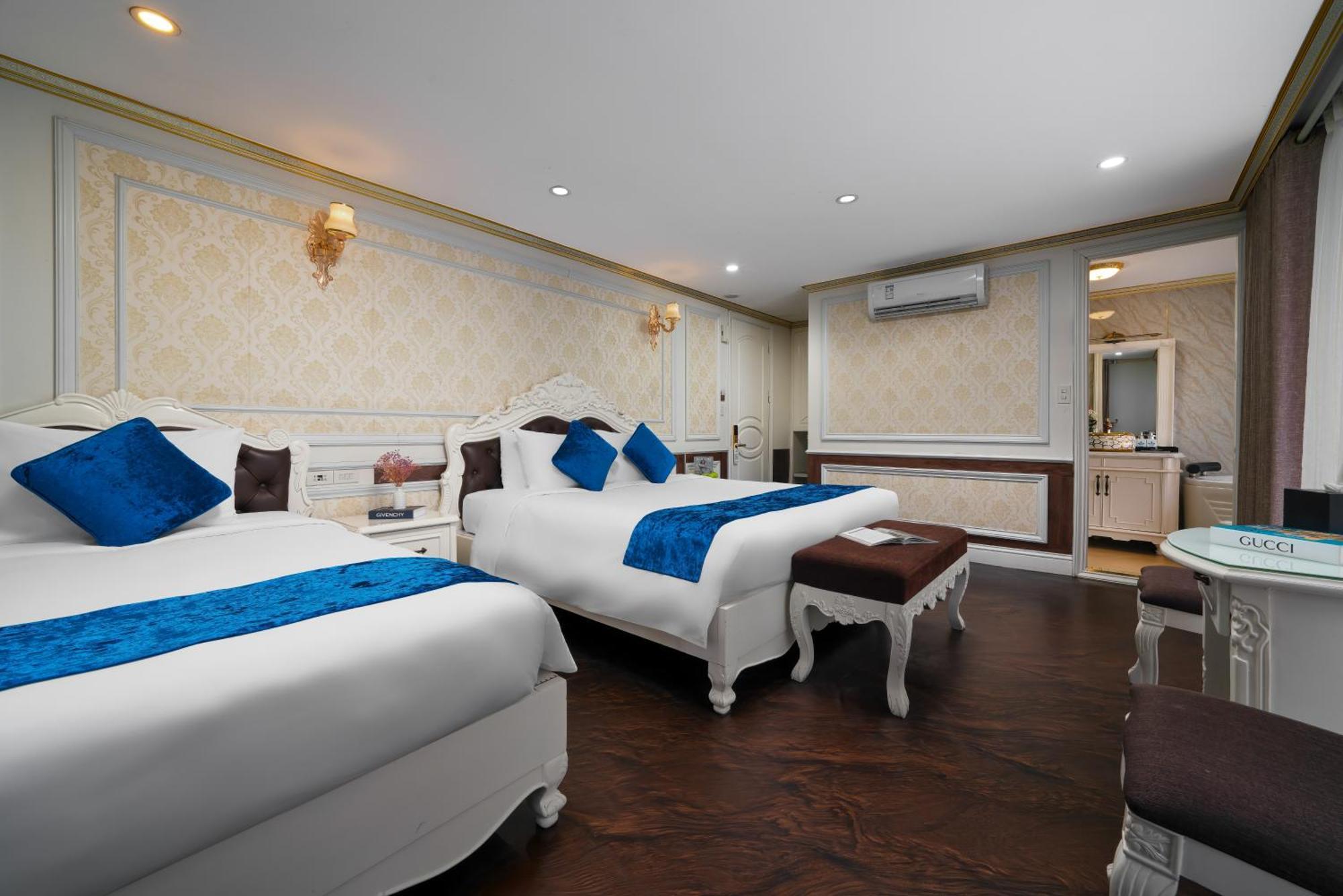 Halong Aquamarine Royal Cruise Hotel Ha Long Buitenkant foto