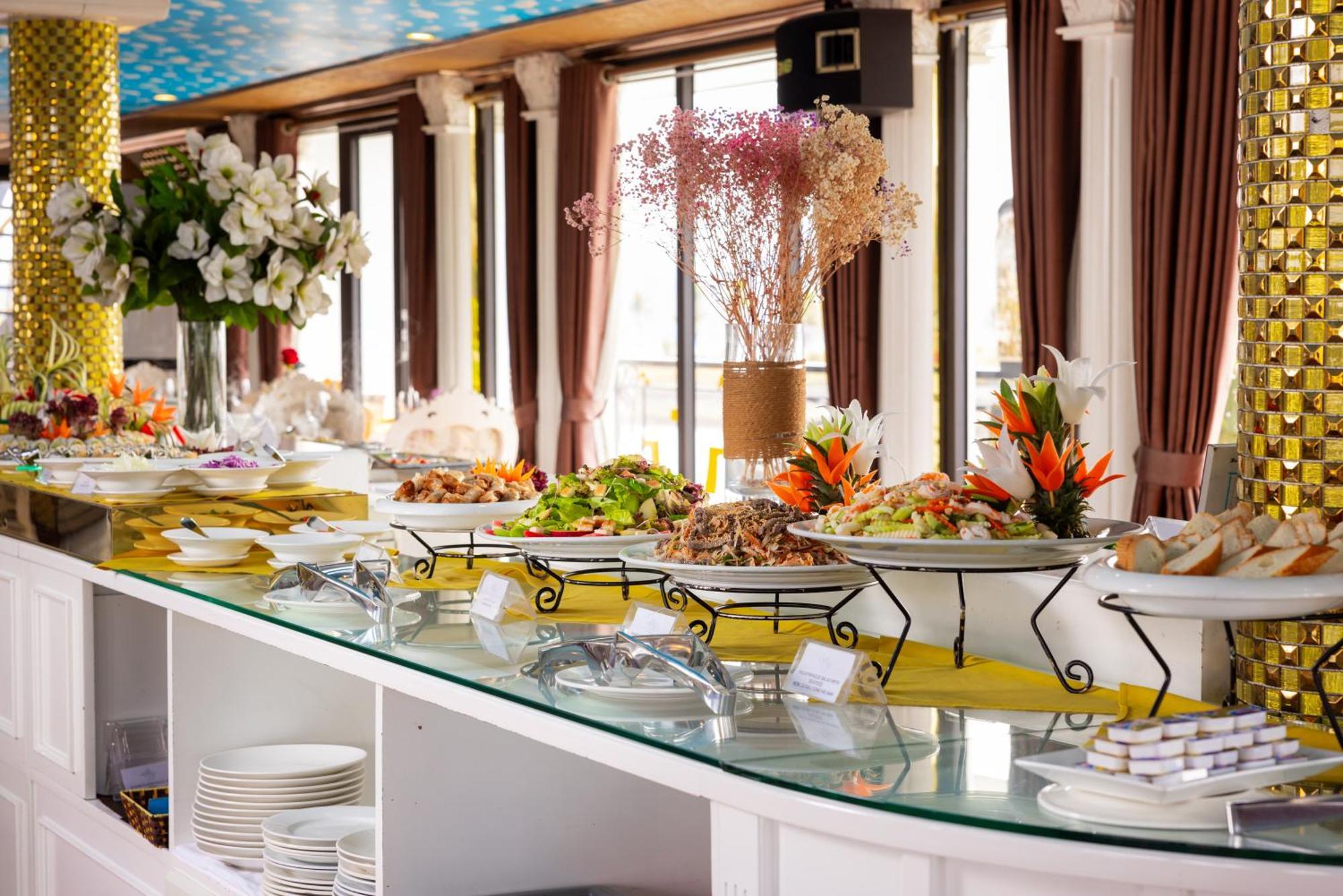 Halong Aquamarine Royal Cruise Hotel Ha Long Buitenkant foto